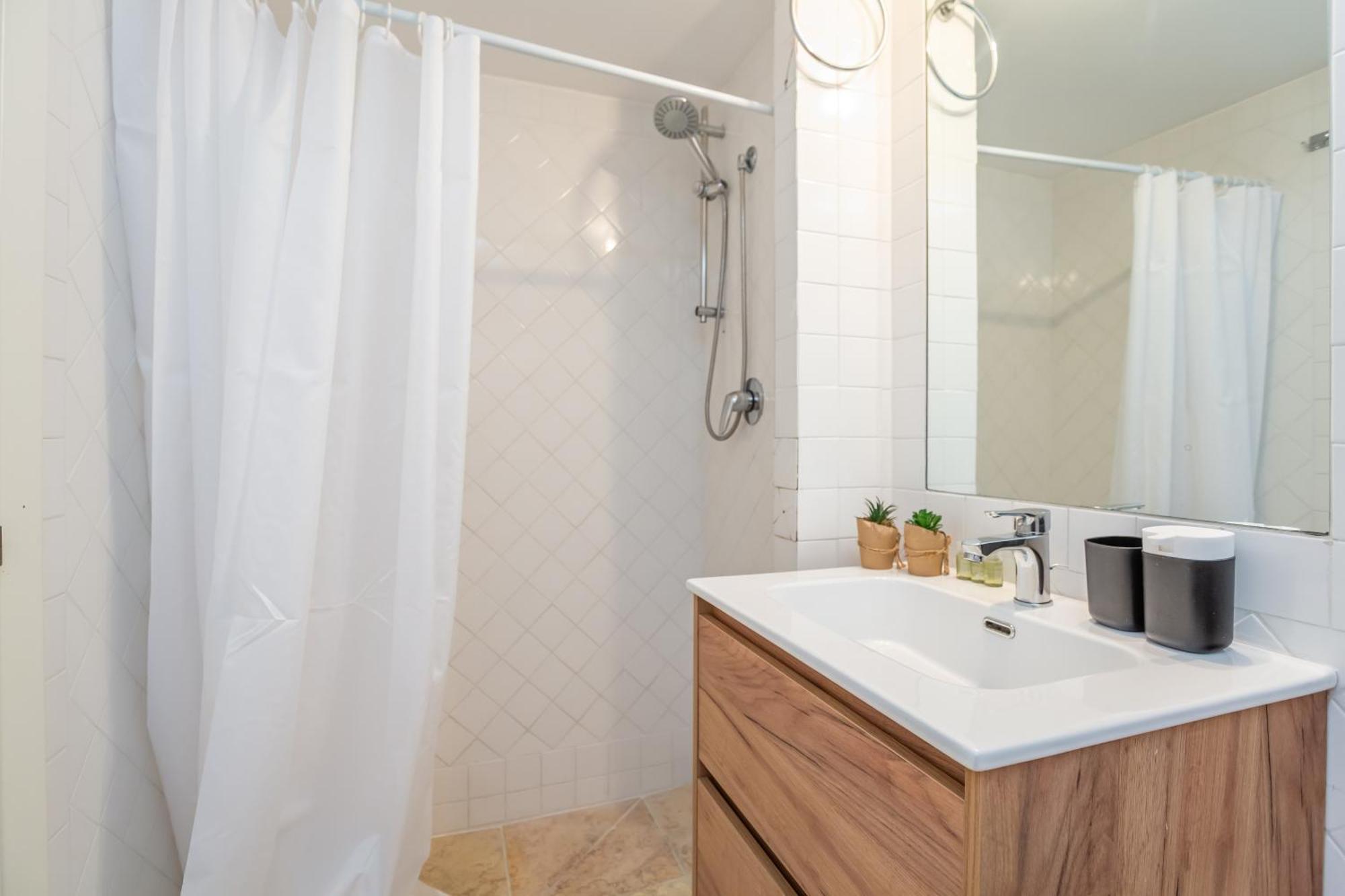 Daplace - Iris Apartment Рим Екстериор снимка